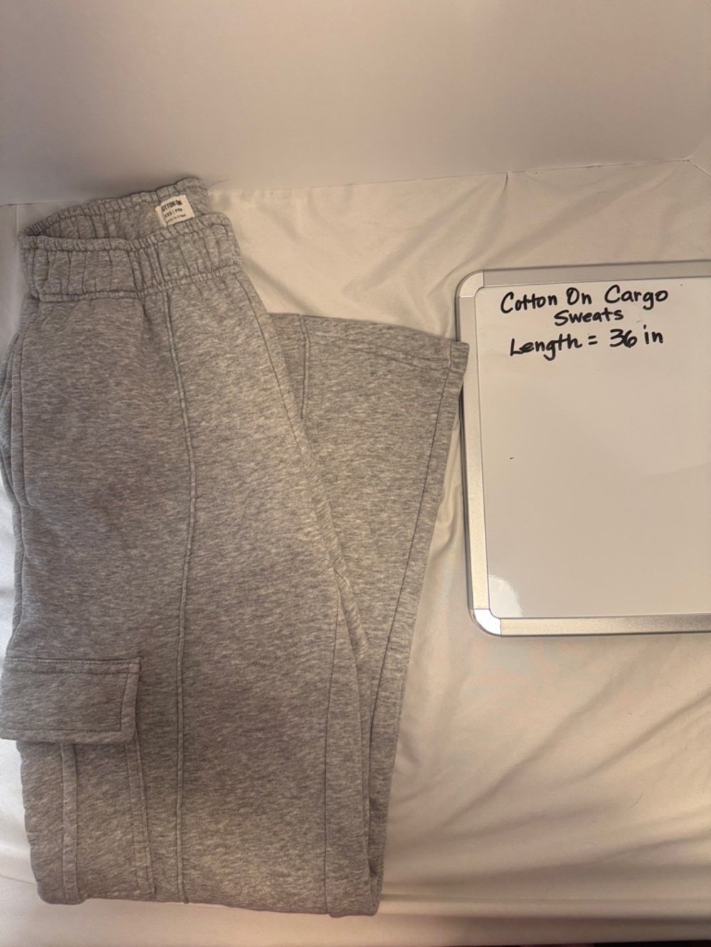 Cotton On Gray Straight-Leg Cargo Sweatpants - Picture 4 of 4